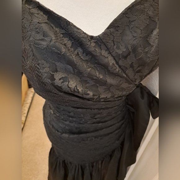 Vintage Steppin Out Black Lace Goth Dress   Size  7 - Picture 3 of 10